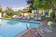 Swimming Pool Maison Fleurie, A Four Sisters Inn