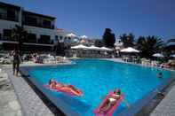 Swimming Pool Hotel Dionyssos