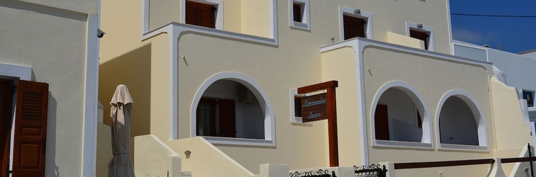 Exterior Anemomilos Suites