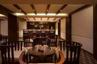 Bar, Kafe, dan Lounge Sterling Darjeeling