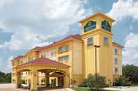 Exterior La Quinta Inn & Suites by Wyndham Fort Worth NE Mall