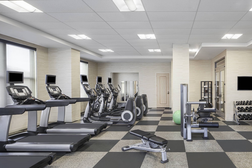 Fitness Center Lancaster Marriott at Penn Square