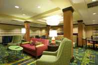 Lobi Fairfield Inn & Suites by Marriott Verona