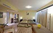 Bilik Tidur 3 Efplias Hotel Apartments and Suites