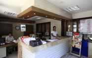 Lobi 2 Leda Beach Hotel