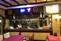 Bar, Kafe, dan Lounge Leda Beach Hotel