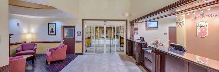 Lobby Super 8 by Wyndham Hidalgo/McAllen Area