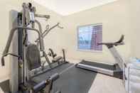 Fitness Center Super 8 by Wyndham Hidalgo/McAllen Area