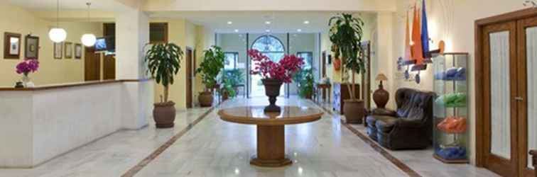 Lobby Hotel Montepiedra