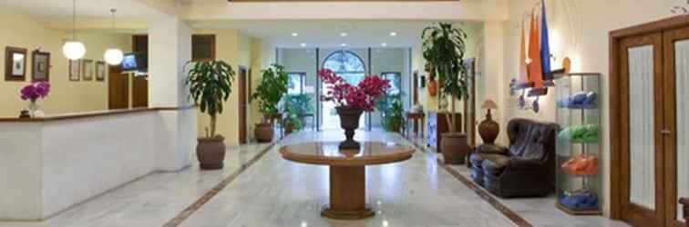 Lobby Hotel Montepiedra