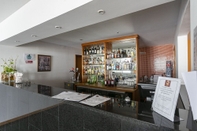 Bar, Cafe and Lounge Hotel Colombo