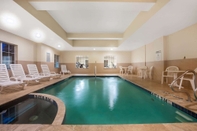Swimming Pool La Quinta Inn & Suites by Wyndham Houston - Magnolia