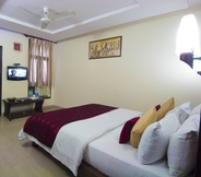 Bedroom 4 Airport Hotel Vishal Residency