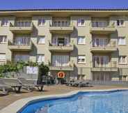 Swimming Pool 2 Rv Hotels Apartamentos Tropik