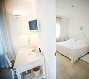Bedroom 6 Borgobianco Resort & Spa Polignano - MGallery