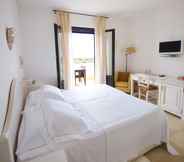 Bedroom 2 Borgobianco Resort & Spa Polignano - MGallery