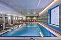 Swimming Pool Adina Apartment Hotel Berlin Mitte