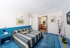 Bedroom 7 Hotel Conte - S. Angelo Bay