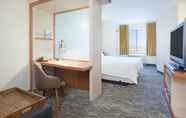 Bedroom 6 SpringHill Suites by Marriott Wichita East at Plazzio