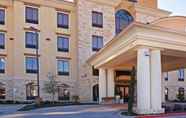 Luar Bangunan 3 Comfort Inn & Suites Dallas Medical - Market Center