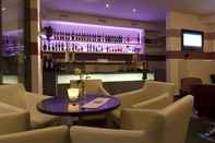 Bar, Kafe, dan Lounge Romantik Hotel Neuhaus