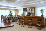Bar, Kafe dan Lounge Astali Hotel