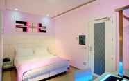 Bedroom 6 Tasso Suites