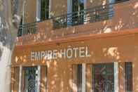 ภายนอกอาคาร Empire Hotel