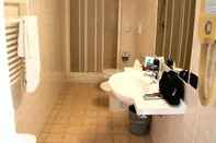 Toilet Kamar Hotel Arcobaleno