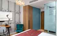 Kamar Tidur 5 Lyric Hotel Paris