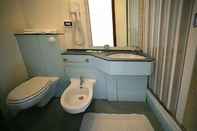 Toilet Kamar Hotel Fernanda