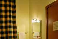 Toilet Kamar Albergo Teatro