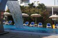 Swimming Pool Hotel Helios