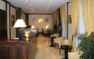 Lobby 2 Hotel Paris Gambetta