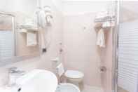 In-room Bathroom Hotel Piacenza