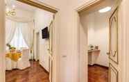 Bedroom 4 Pantheonview - Luxury Suites