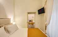 Bedroom 5 Pantheonview - Luxury Suites