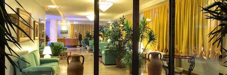 Lobby Torresi