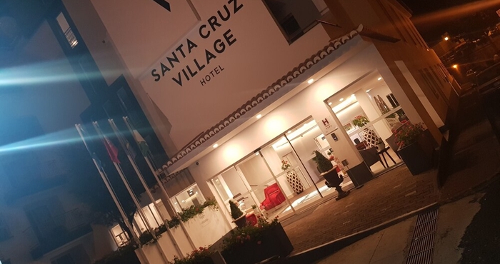 Exterior Santa Cruz Village Hotel