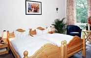 Bedroom 3 Land Gut Hotel Pension Sperling