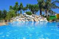 Swimming Pool Villa Vacanze Paradiso