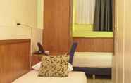 Kamar Tidur 7 Townhouse Hotel