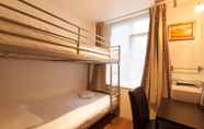 Kamar Tidur 2 Townhouse Hotel