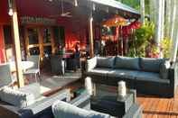 Bar, Kafe, dan Lounge Mai Tai Resort