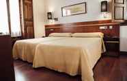 Phòng ngủ 5 Hotel Santa Isabel