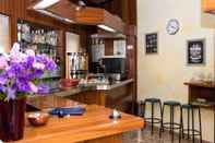 Bar, Kafe, dan Lounge Hotel dei 7