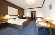 Kamar Tidur 5 Hotel Goldener Loewe