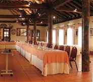 Functional Hall 7 Hotel El Rancho