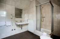 In-room Bathroom Parkhotel Lingen