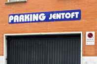 ภายนอกอาคาร Hostal Jentoft